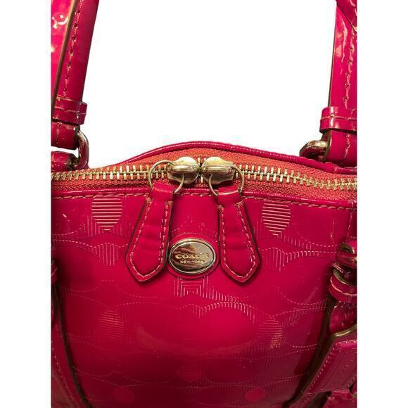 Coach Peyton‎ Link C Embossed Patent Leather Domed 32583 Raspberry Handbag - Picture 3 of 16